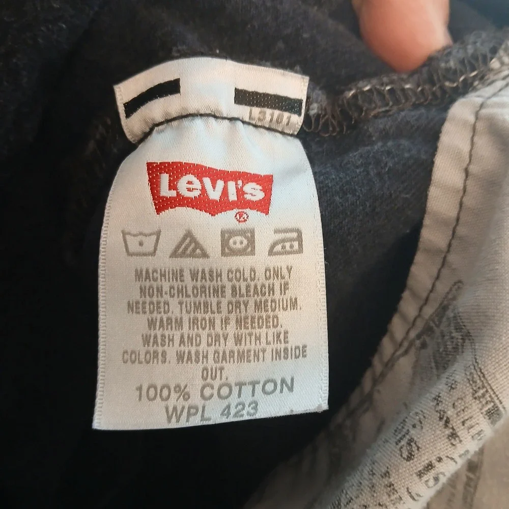 Levi's 501 Jeans Mens 30x30 (FITS28x27) Black Button Fly Cotton Denim